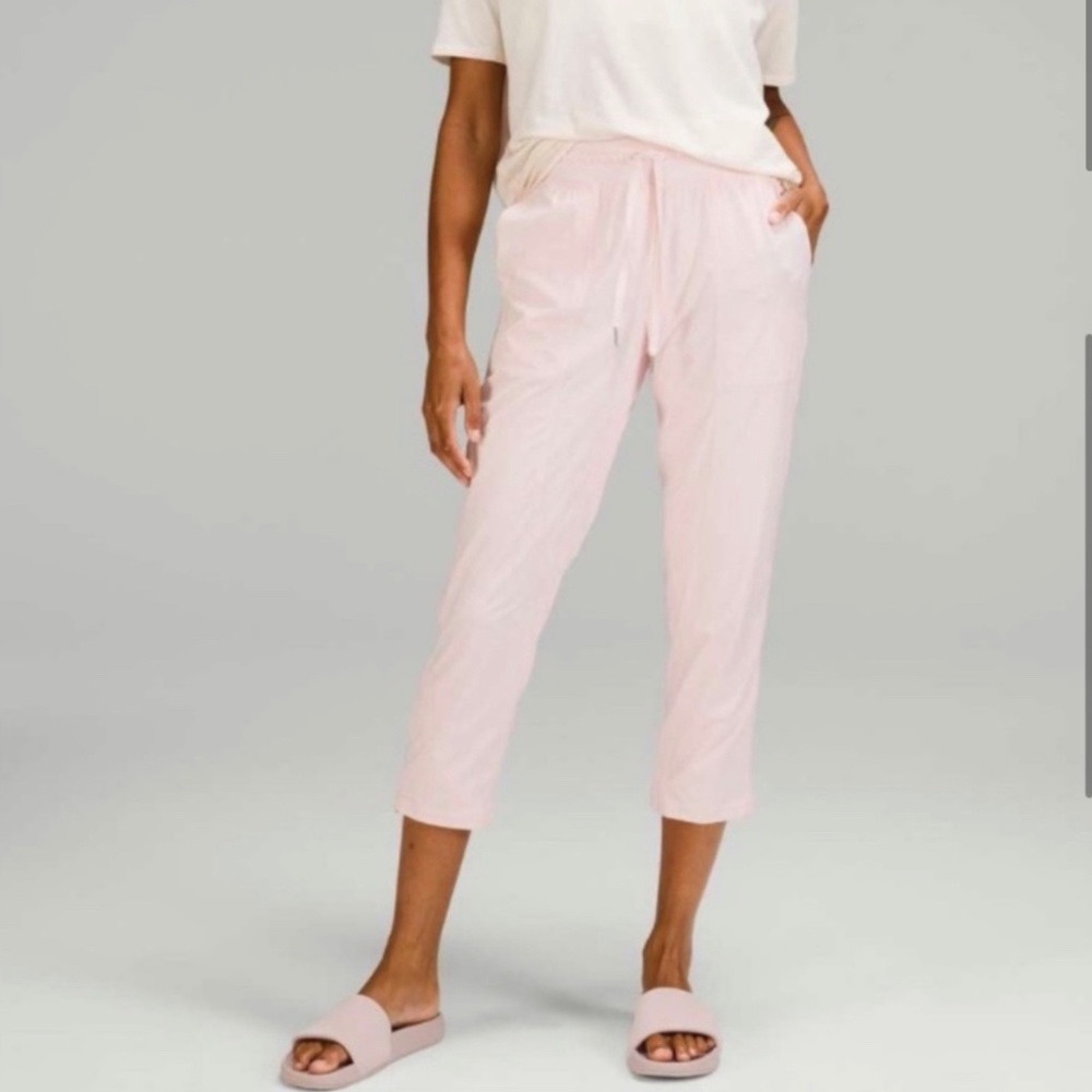 Lululemon Dance Studio Crop Lined Strawberry Milkshake